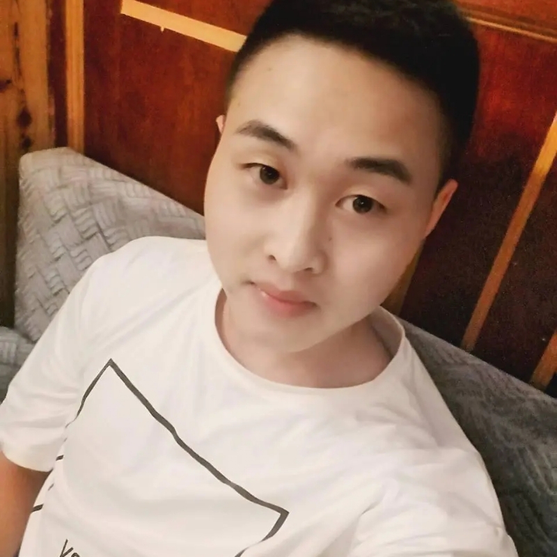 娃娃脸小爸爸的第一张照片--遵义上门女婿服务网