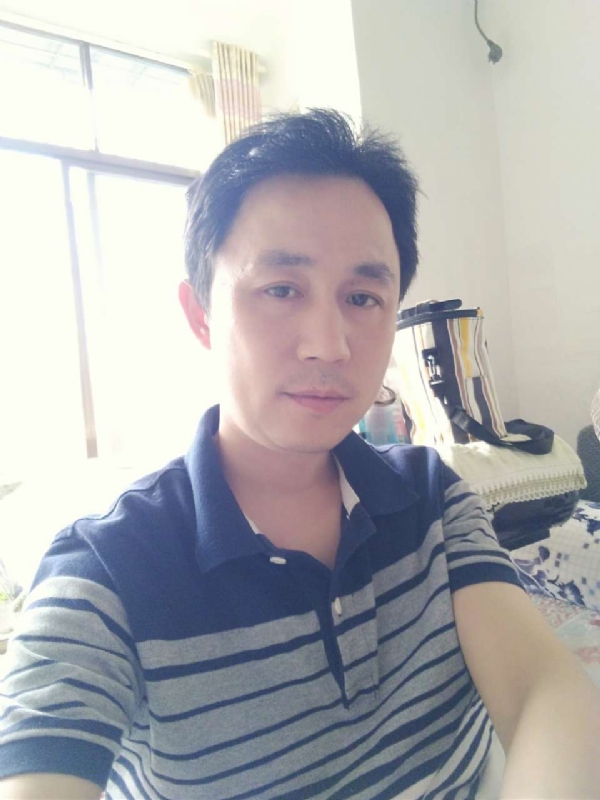 如果爱请深爱的第二张照片--遵义上门女婿服务网